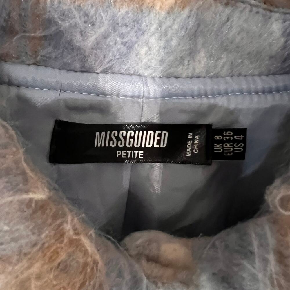 Women’s Shacket - Picture 3 of 6